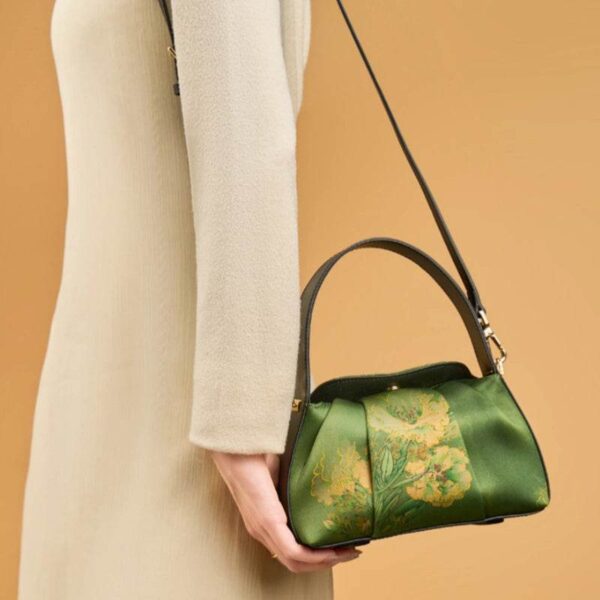 8f7d9874-388c-49b9-a7cf-41a692afeb21 8f7d9874-388c-49b9-a7cf-41a692afeb21