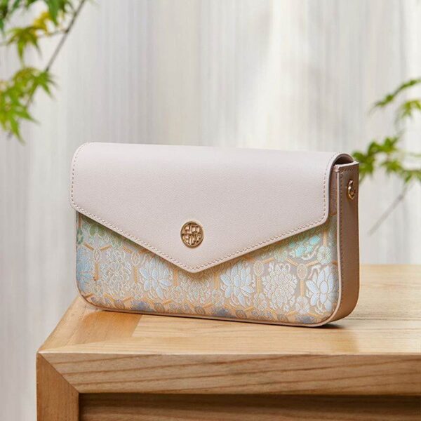 Brocade_Jacquard_Chic_Elegant_Lady_Clutch_Bag_-_SinoCultural-2462036 Brocade_Jacquard_Chic_Elegant_Lady_Clutch_Bag_-_SinoCultural-2462036