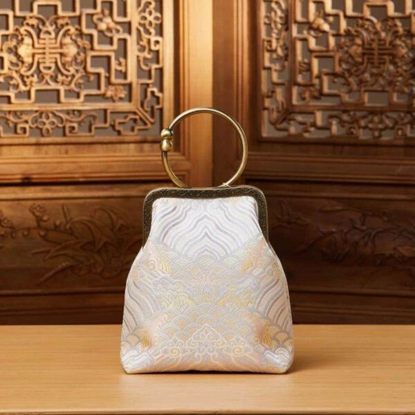 Brocade_Jacquard_New_Chinese_Style_Kiss_Lock_Purse_-_SinoCultural-2464259 Brocade_Jacquard_New_Chinese_Style_Kiss_Lock_Purse_-_SinoCultural-2464259