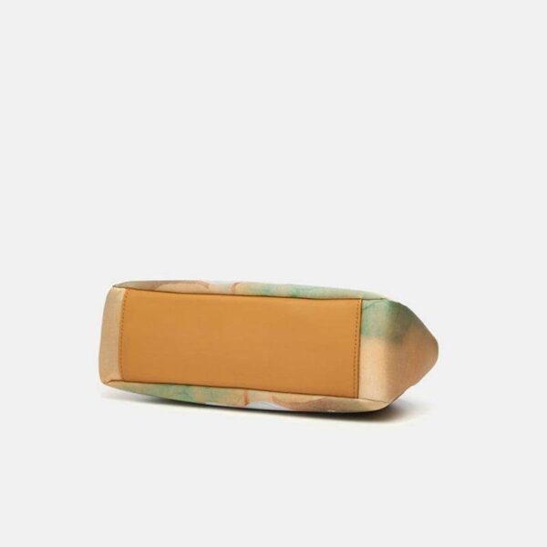 Chinese_Mulberry_Silk_Handcrafted_Handbag_-_SinoCultural-2467601 Chinese_Mulberry_Silk_Handcrafted_Handbag_-_SinoCultural-2467601