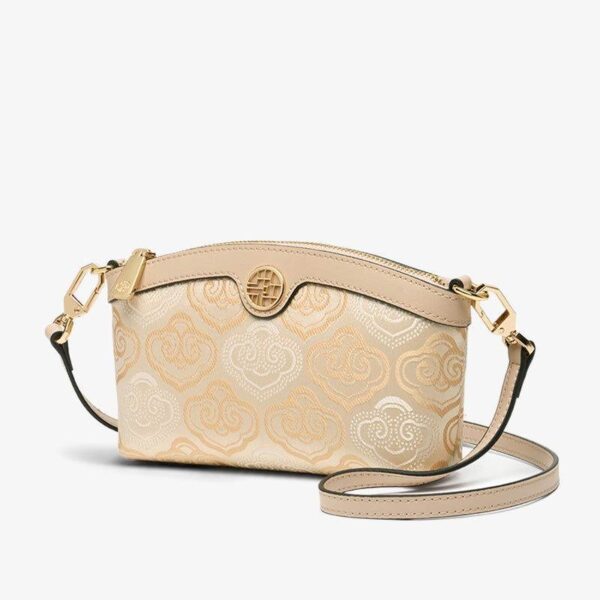 Embroidery_Leather_Clutch_Bag_Auspicious_Clouds_-_SinoCultural-2472126 Embroidery_Leather_Clutch_Bag_Auspicious_Clouds_-_SinoCultural-2472126