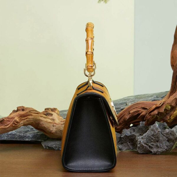 香り_雲_シルク_竹_ハンドバッグ_-_中文2477922 Fragrant_Cloud_Silk_Bamboo_Handle_Handbag_-_SinoCultural-2477922