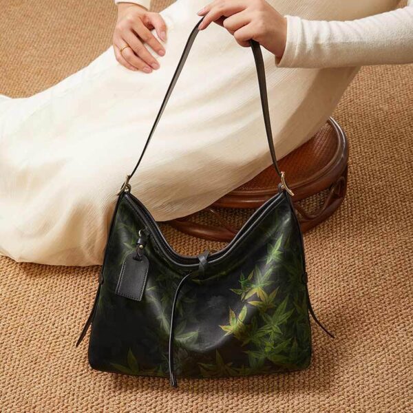 Fragrant_Cloud_Silk_Large-Capacity_Green_Tote_Bag_-_SinoCultural-2478928 Fragrant_Cloud_Silk_Large-Capacity_Green_Tote_Bag_-_SinoCultural-2478928