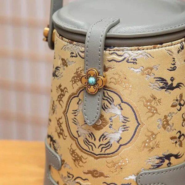 歌_ブロケード_香り_雲_シルク_バケツ_バッグ_-_中文-2483104 Song_Brocade_Fragrant_Cloud_Silk_Bucket_Bag_-_SinoCultural-2483104