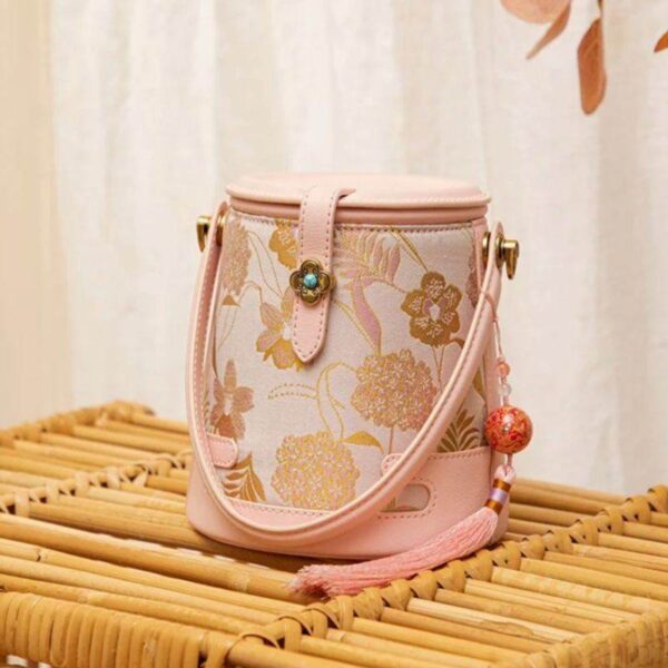 歌_ブロケード_香り_雲_シルク_バケツ_バッグ_-_中文-2483140 Song_Brocade_Fragrant_Cloud_Silk_Bucket_Bag_-_SinoCultural-2483140