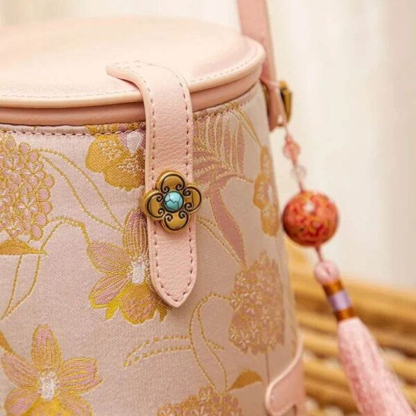 歌_ブロケード_香り_雲_シルク_バケツ_バッグ_-_中文-2483143 Song_Brocade_Fragrant_Cloud_Silk_Bucket_Bag_-_SinoCultural-2483143
