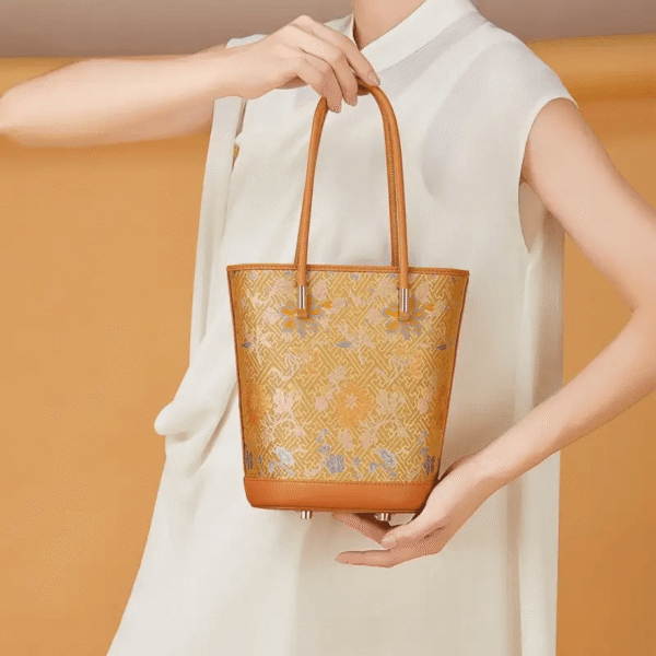 Song_Brocade_Mulberry_Silk_Tote_Bucket_Bag_P120636 Song_Brocade_Mulberry_Silk_Tote_Bucket_Bag_P120636