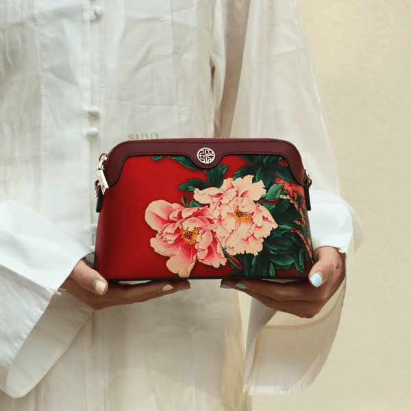 ハンドメイド花柄刺繍クラッチ・クローズアップ-02-詳細 handmade-floral-embroidery-clutch-closeup-02-detail